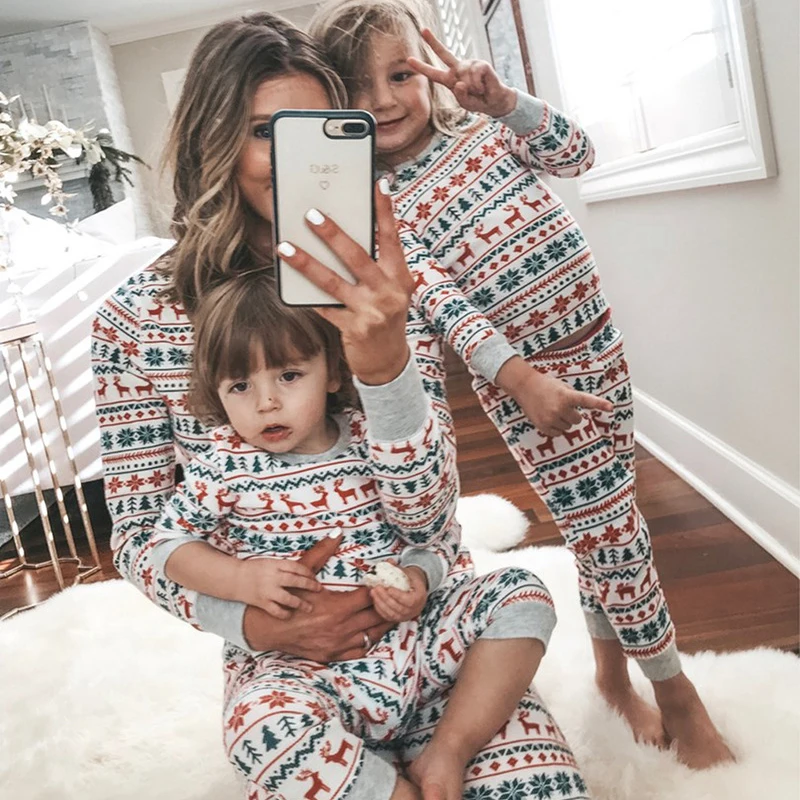 

Christmas Moose Family Matching Clothes Pajamas Set New Year Mom and Daughter Father Mother Son Family Look Kid Baby Nightwear