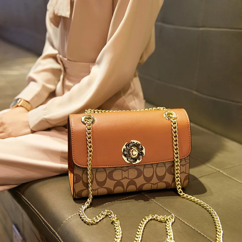 2019 Новая цветная контрастная маленькая квадратная сумка трендовая модная