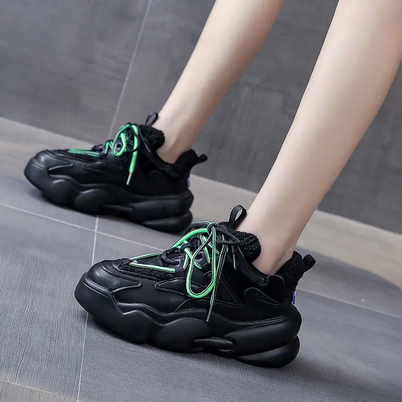 Женские меховые кроссовки плоская подошва толстая женская спортивная обувь