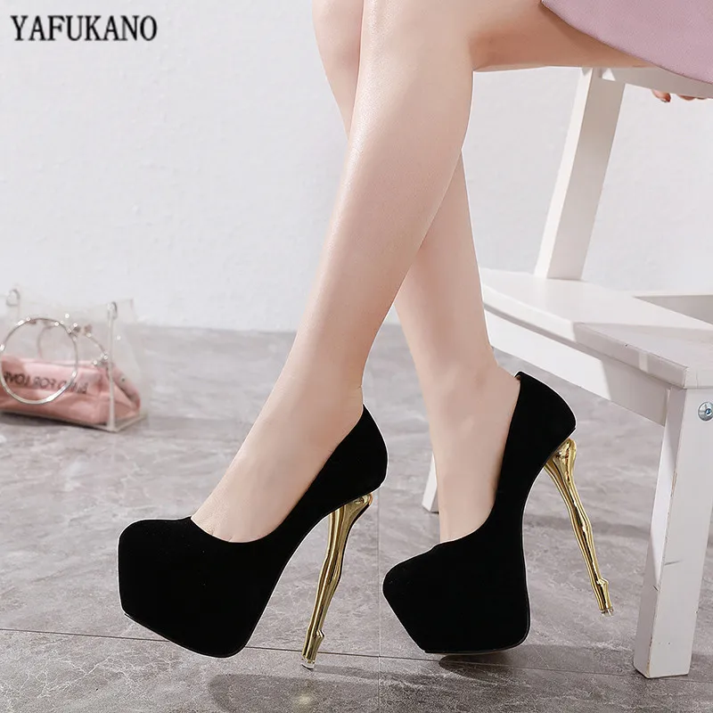 Туфли женские на платформе и тонком каблуке пикантные туфли-лодочки для ночного