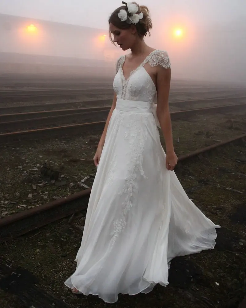 

Cap Sleeve Beach Bridal gown Sexy Backless Ivory white Chiffon Lace Vestido De Noiva Sereia Gothic 2019new bridesmaid Dresses