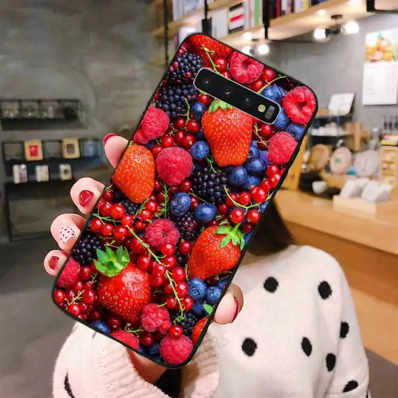 

Fruit strawberry color Cranberry red Phone Cases For Samsung A50 A51 A71 A20E A20S S10 S20 S21 S30 Plus ultra 5G M11 funda shell