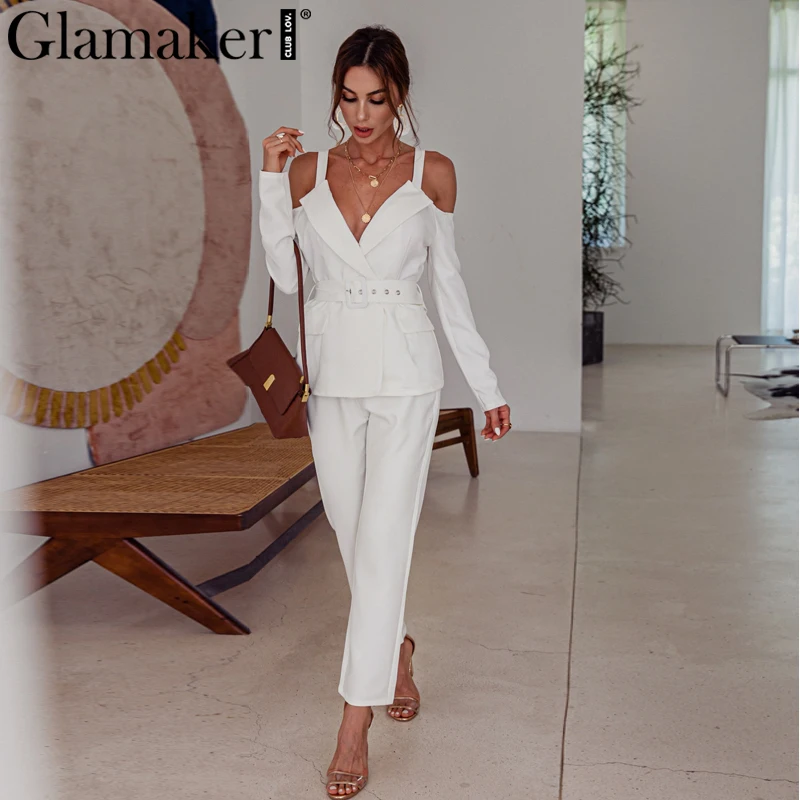 Женский костюм с блейзером Glamaker белый комплект из двух предметов длинным рукавом