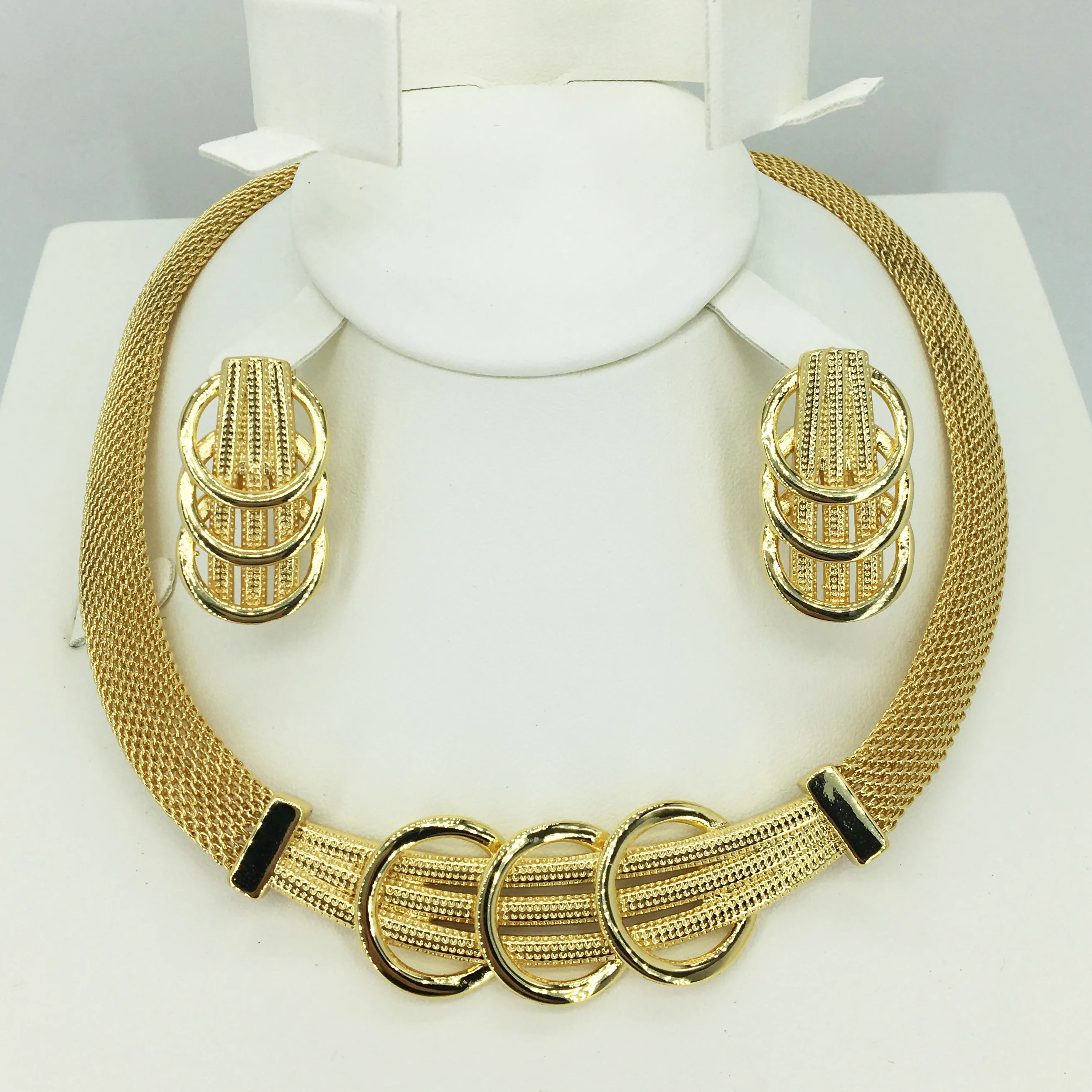 

Fashion women Dubai gold-color African bead jewelry sets Bridal wedding Party shiny zircon Necklace Bangle Earring Ring