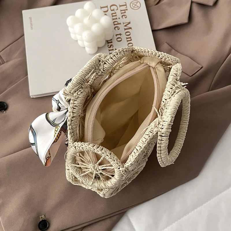 

Bolsos De Playa 2021 Hollow Out Weave Beach Clutch Women Small Tote Straw Purses and Handbags Luxury Designer Sac A Main Fashion