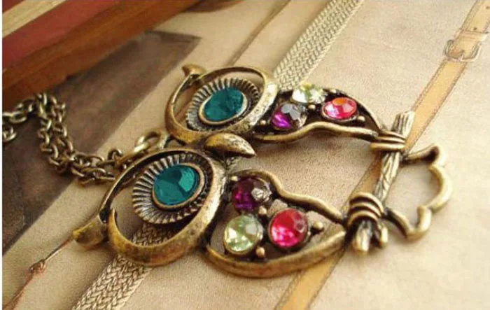 Цепочка-подвеска для свитера пальто женская с голубыми глазами Р30 2020 | Украшения