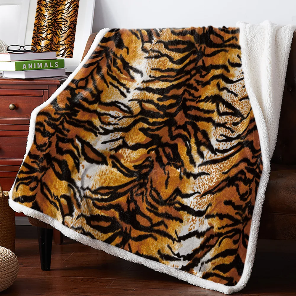 

Плюшевое покрывало из шерсти и флиса с принтом тигра