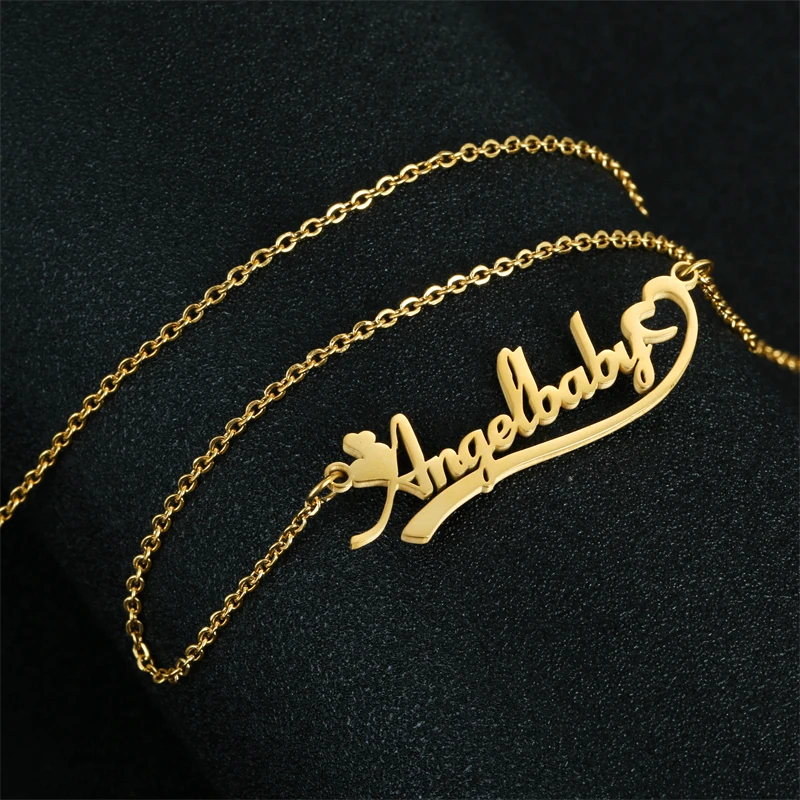 

Ожерелье с изысканным сердцем из нержавеющей стали с буквенным кулоном