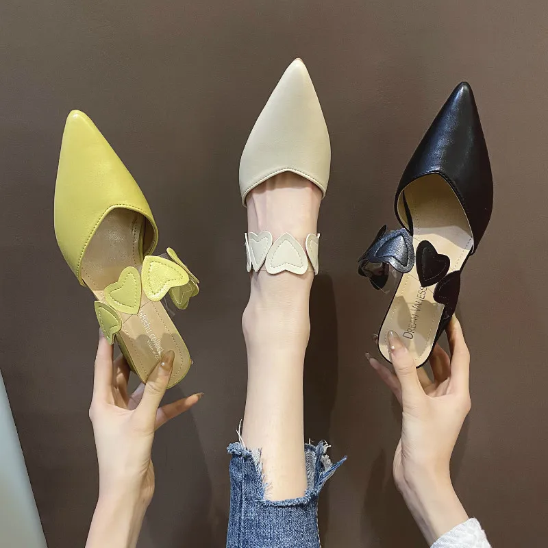 

Woman Slippers Square Chunky Heel Heart-Shaped Straps Latex Middle Heel Pointed Toe Summer New Arrival Female Ladies Sandals