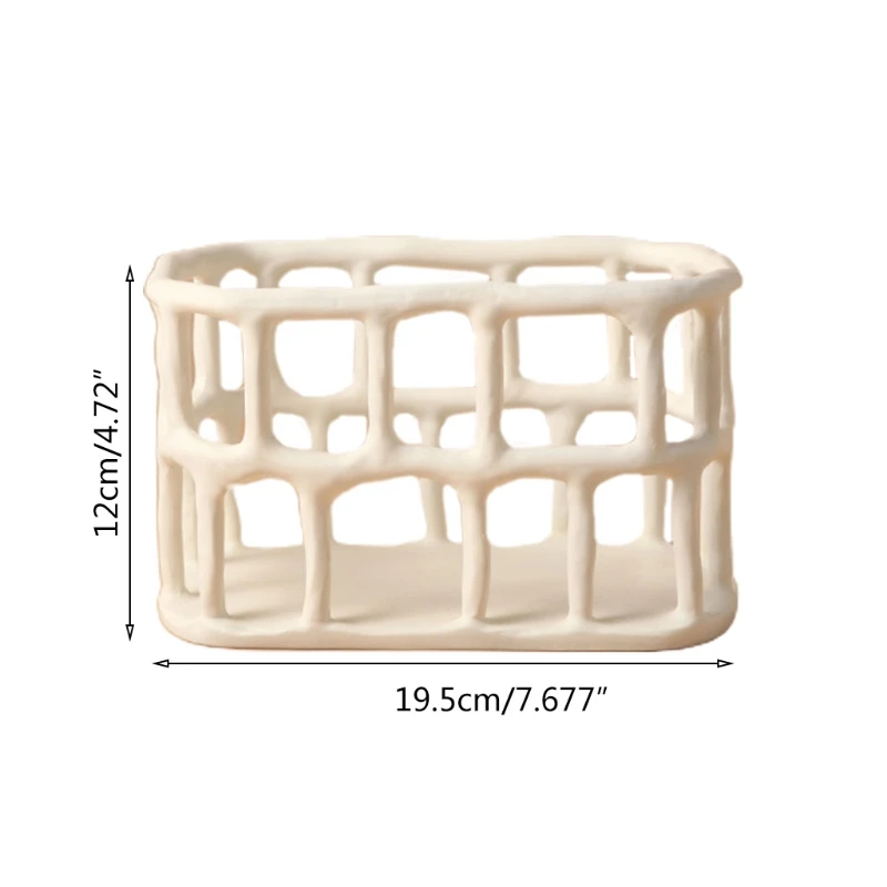 

Creative Hollow Fruit Storage Basket Dessert Organizer Plate Bread Serving Handcrafted Tray Platter Retro Classic Decorative Pho