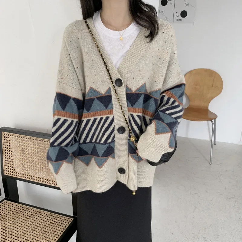 

Women Geometry Knitted Cardigan Sweater Deep V-Neck Jumper Button-Up All-Match Female Chic Korean Loose Tops Autumn Winter 2021