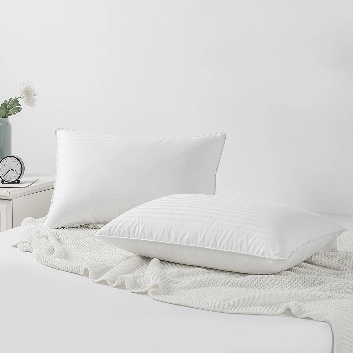 

Hotel Collection Bed Pillows for Sleeping - King Size, 1 pcs - Soft, Cooling, Luxury Pillow for Back, Stomach or Side Sleeper