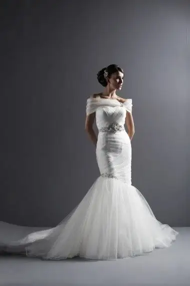 

free shipping 2016 feather train dress princess tulle dress rhinestone bridal belt New Sexy Mermaid Gown All Size Wedding Dress