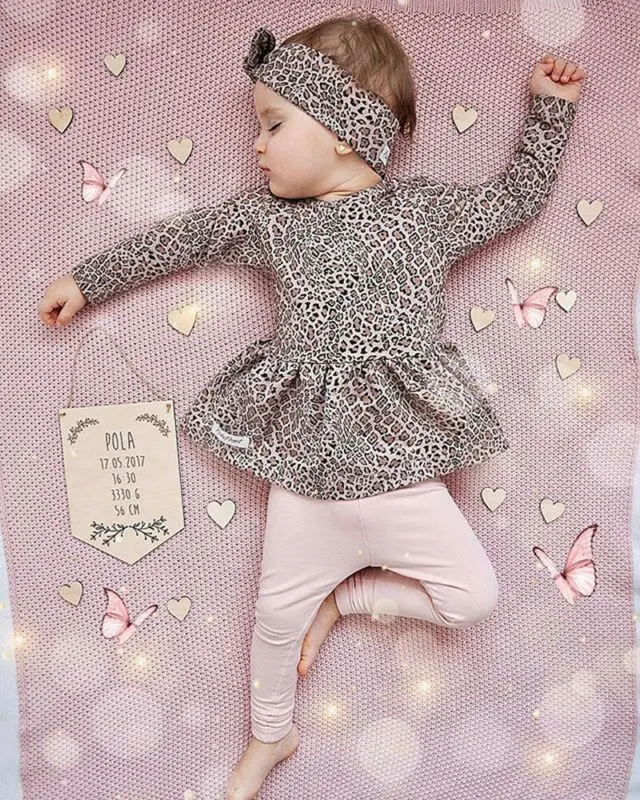 Одежда для маленьких девочек леопардовые топы с длинными рукавами штаны