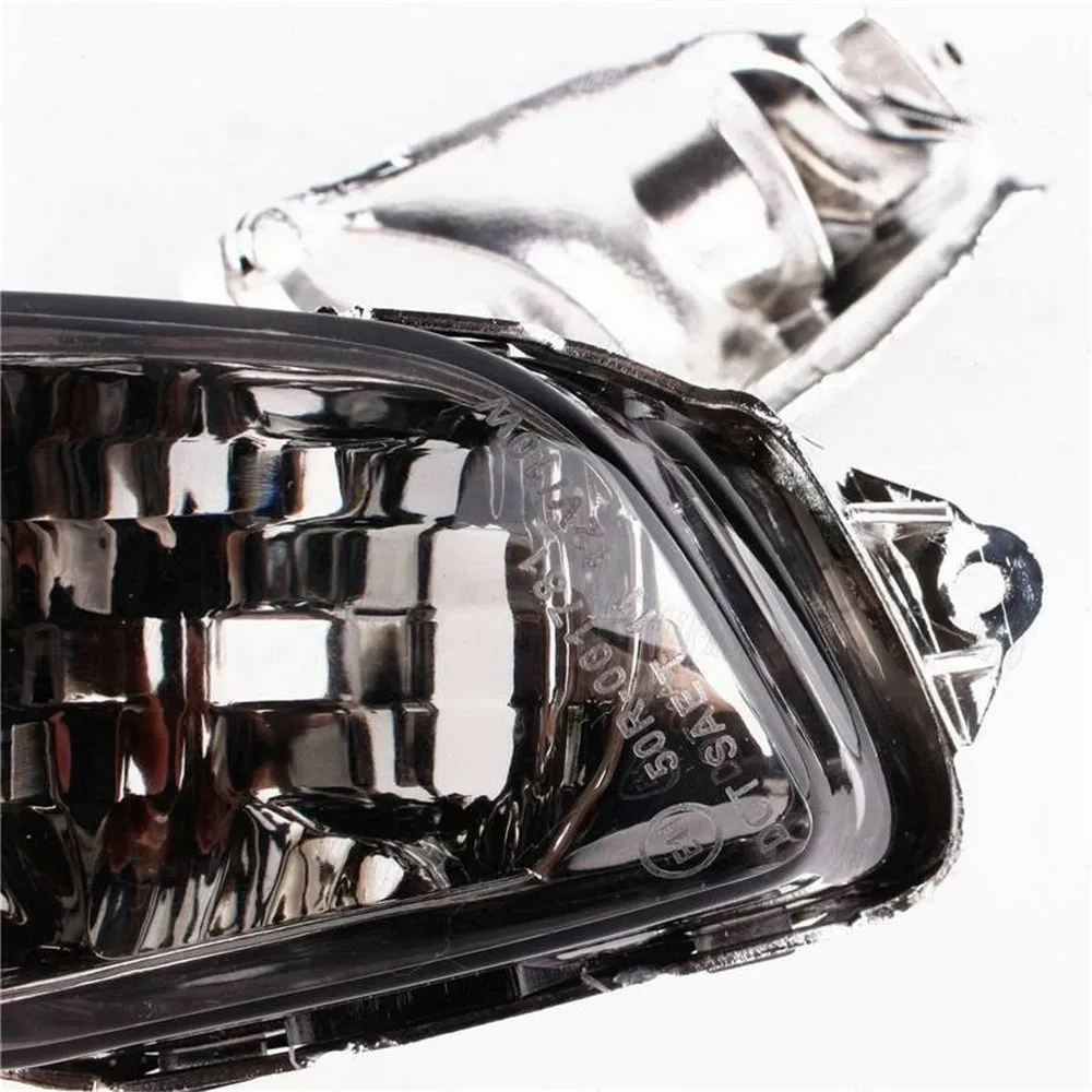 

Clear Front Turn Signals Lens For Honda CBR1100XX 1999-2006 2005 2004 2003 04