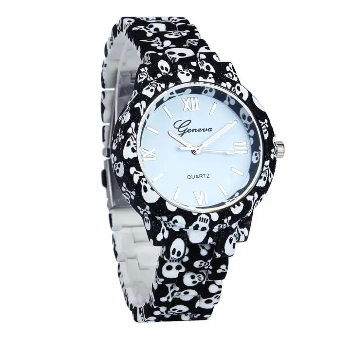 

Nice Top PopEuropean Fashion Popular Style Women Luxury Waterproof Watch Brand Quartz Watches Casual Silicone Luminous Clock