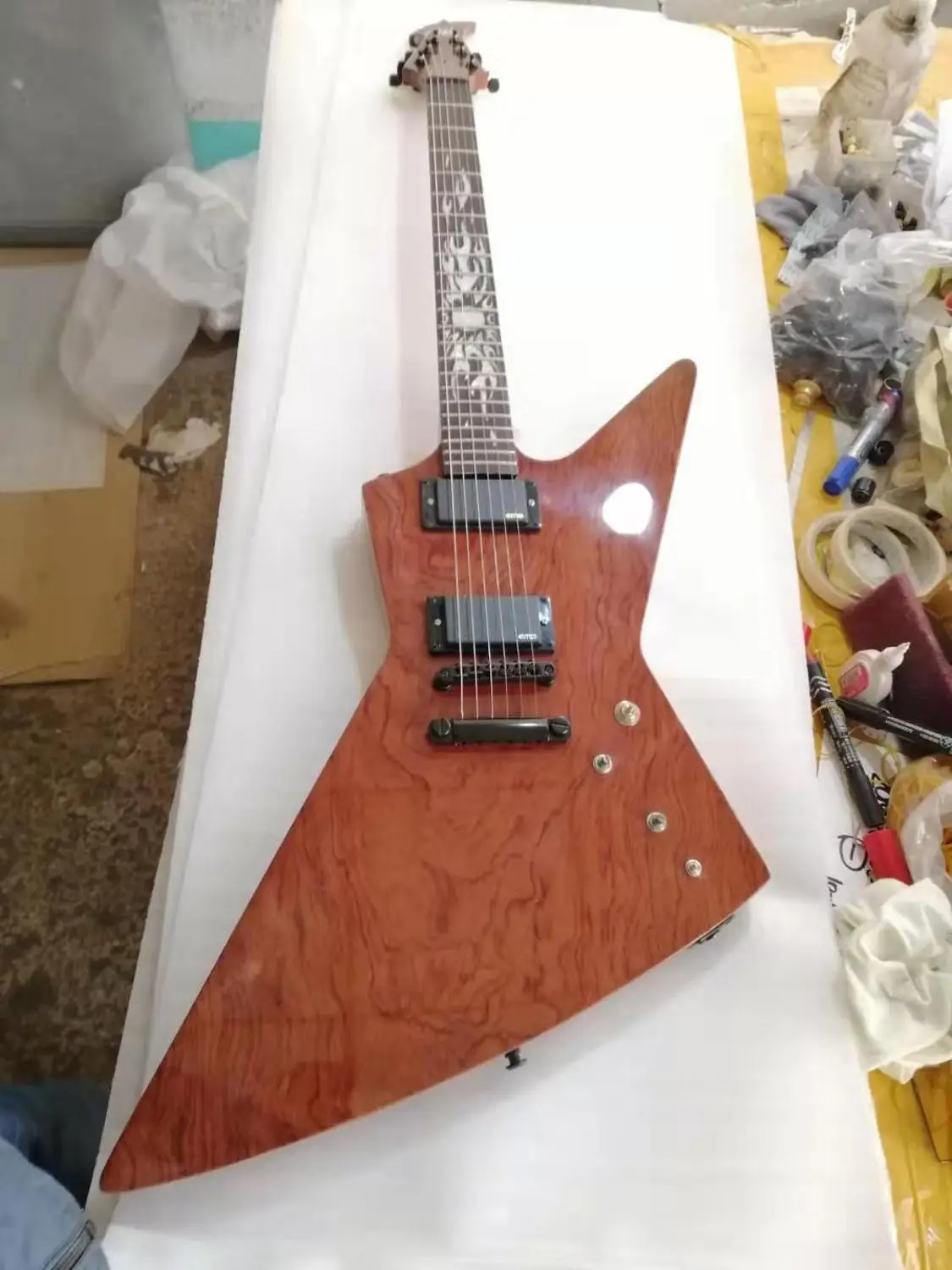 Бесплатная доставка электрическая гитара из 6 корпусов