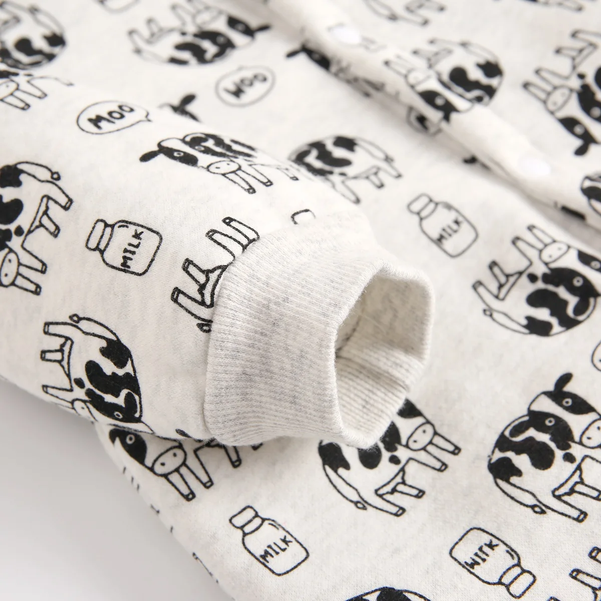 Осенне зимний детский длинный комбинезон бархатная одежда с героями