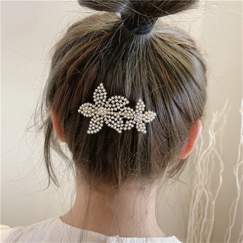 

Elegant Pearl Butterfly starfish Hair Claws Shark Catch Clip Temperament Headdress Houndstooth Grid Hair Accessories