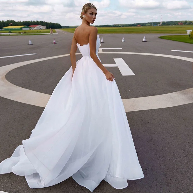 

Sexy Backless Puff Sleeves Beach Bride Dress Pleated Organza Princess Wedding Gowns Plus Size