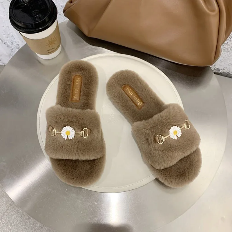 

Winter Women Shoes 2020 New Furry Women Slippers Small Wrinkle Chrysanthemum Slippers Comfortable Soft Home Indoor Plush Slipper