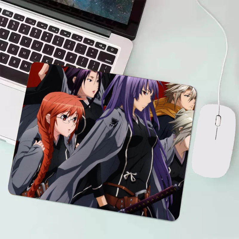 

Small mouse pad for gamers, computer mouse pad, waterproof multi-size non-slip natural rubber table mat with seaming gaming keyb