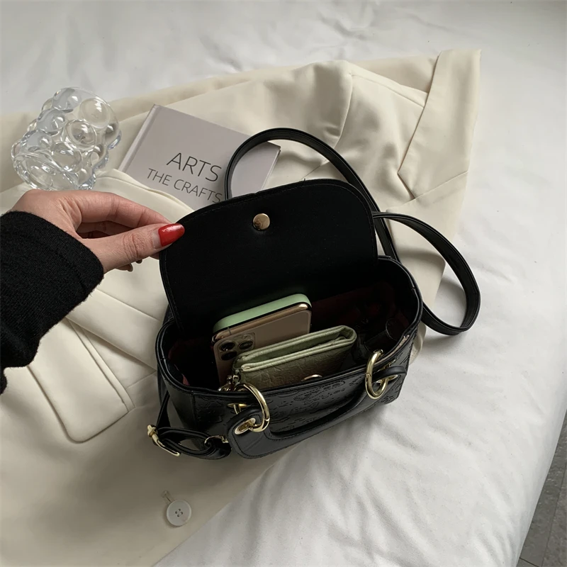 2021 Брендовая женская сумка на плечо роскошный дизайн Женский кошелек дешевые