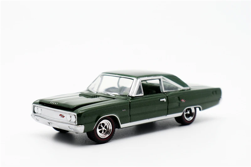 

Greenlight 1:64 1967 Dodge Coronet R/T Hemi темно-зеленый поли свободный