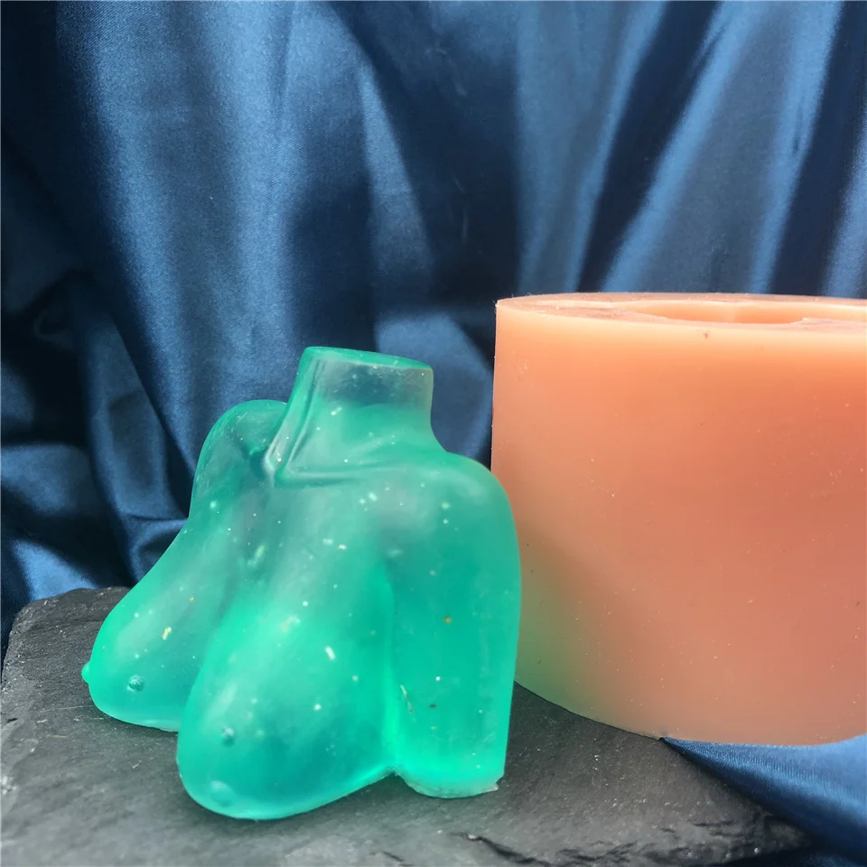 Силиконовая форма в виде свечи для женской богини