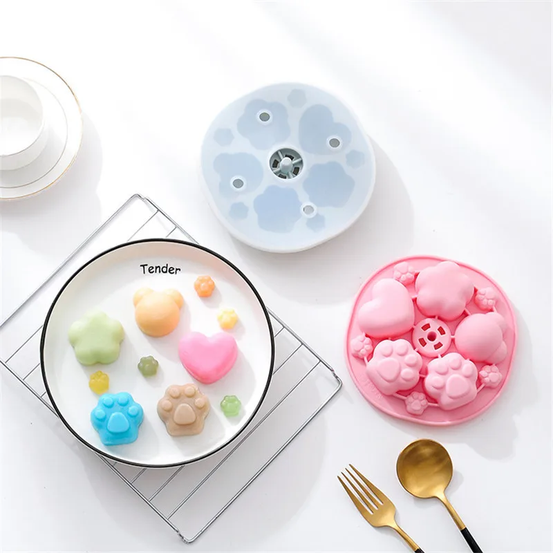 

Baby steamed cake auxiliary food mold with cover baby cartoon steamable rice cake silicone auxiliary food cake mold
