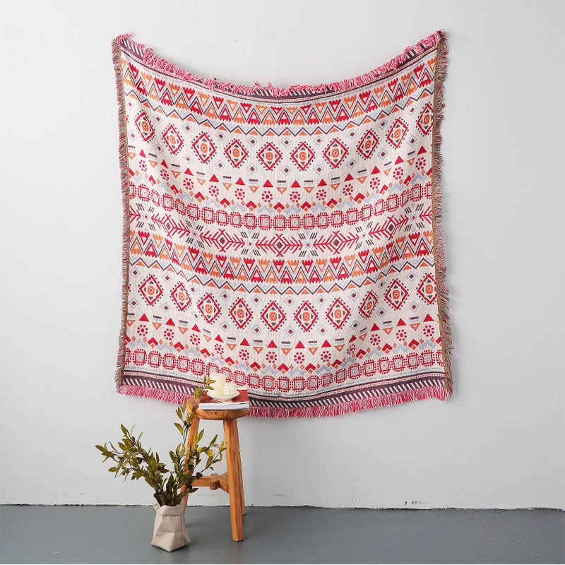 Богемное трикотажное одеяло с геометрическим принтом для дивана