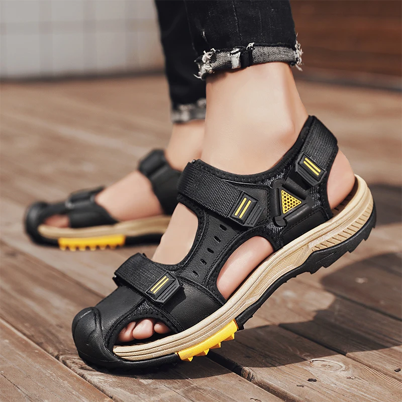 Hot Sale Summer Beach Men's Sandals Handmade Genuine Leather Sandals Outdoor Non-slip Wading Shoes Comfortable Men Casual Shoes images - 5