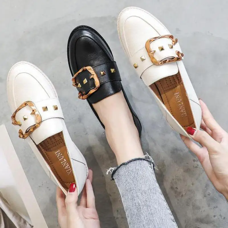 Туфли оксфорды женские на плоской платформе кожаные лоферы без застежки