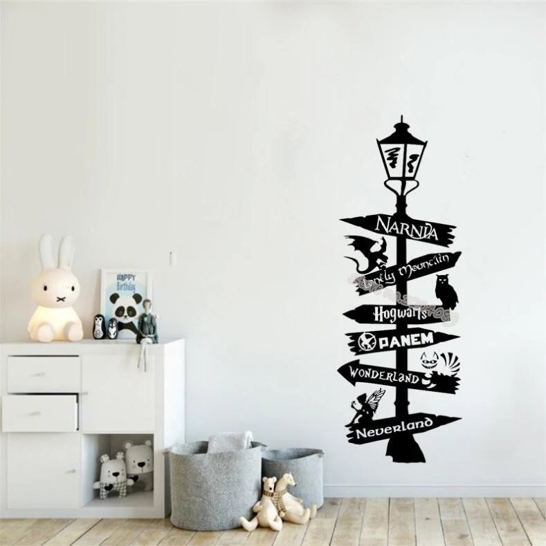 Волшебная школа Уличный настенный знак наклейка Нарния одинокой горы panem Алиса в