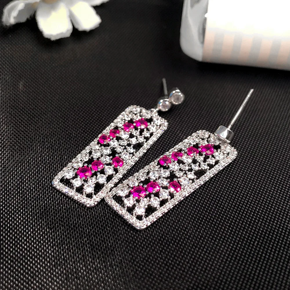 Женские длинные квадратные висячие серьги с микро стразами модные ювелирные