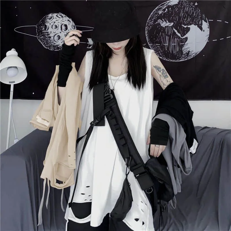 

T-shirt Men And Women Dark Sleeveless Summer Korean Version Of Bottoming Shirt Hole Loose Inner Vest And Outer Jacket Tide