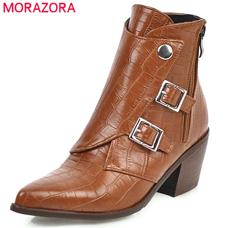 Женские ботильоны челси MORAZORA черные на высоком каблуке с пряжкой большие размеры