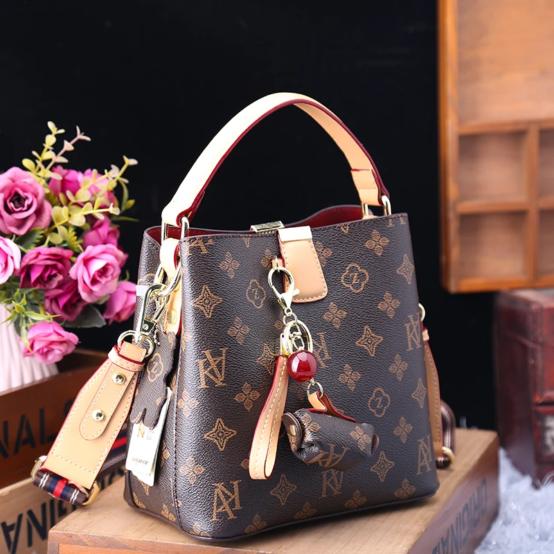 

100% Genuine Leather Bucket Bag for Women 2021 New Fashion Lady Purses and Handbags Female Shoulder Messenger Tote Luis Vitton