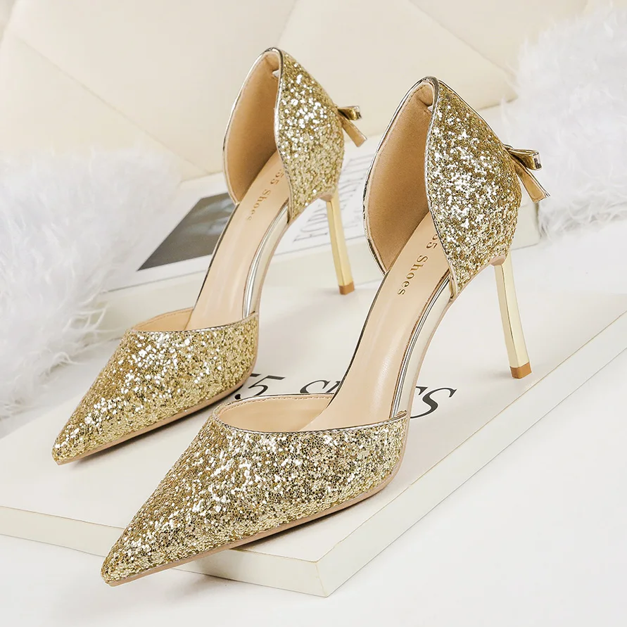 2019 г. Женские босоножки на тонком высоком каблуке 8 см пикантные блестящие яркие