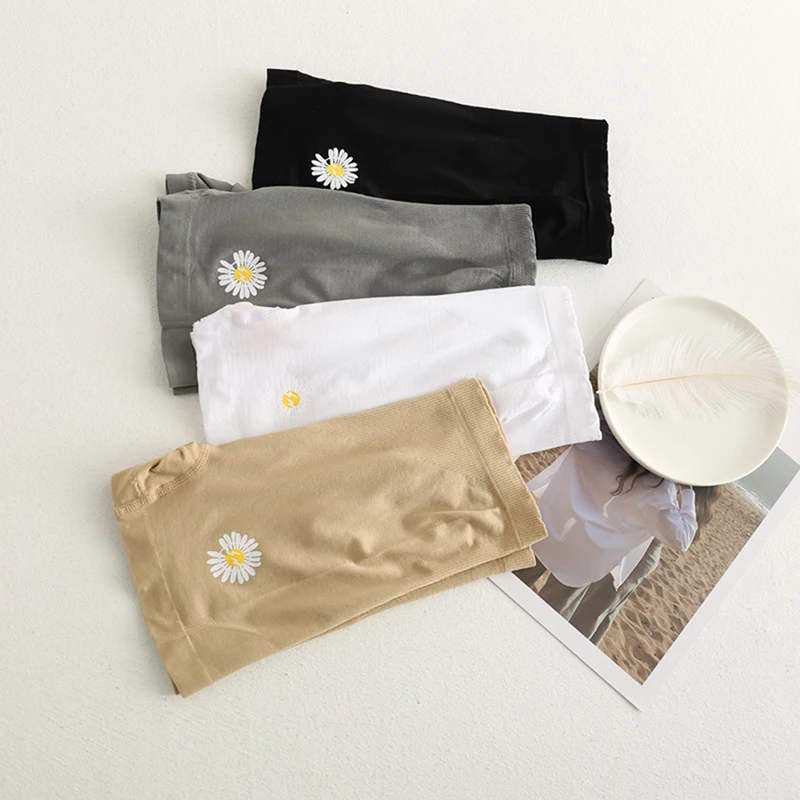 Women Summer Safety Shorts Chrysanthemum Print Daisy Flower Embroidery Ribbed Ruffles Lounge Pants 2020 New Fashion