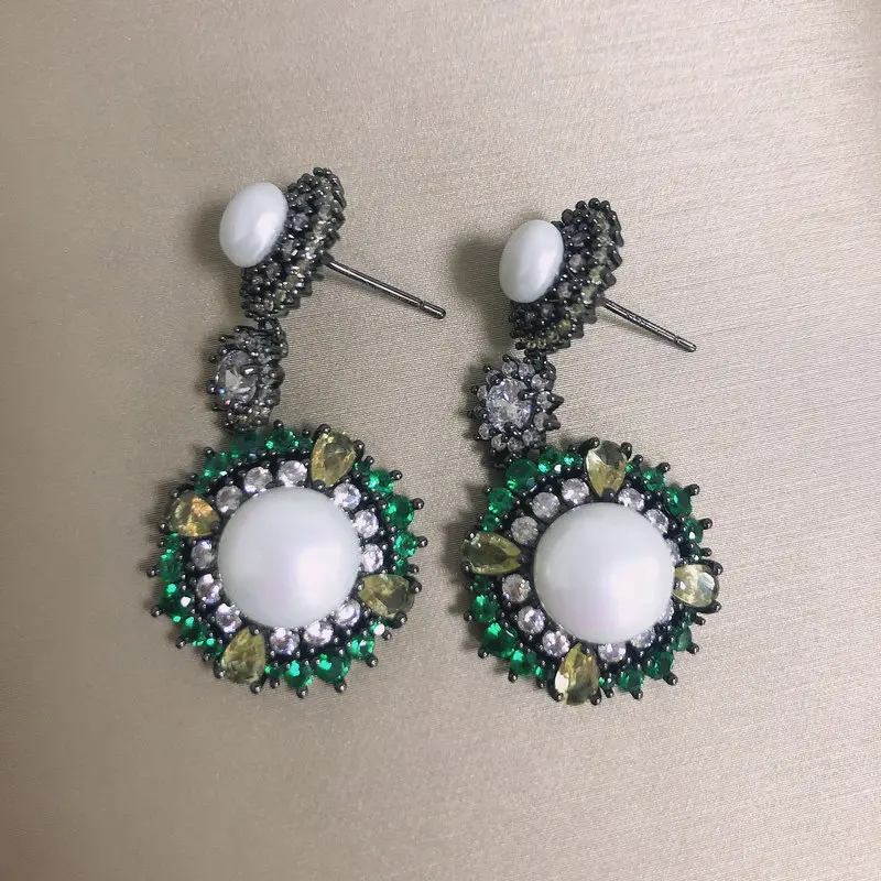 

Bilincolor Fashion Green Cubic Zirconia White Pearl Vintage Drop Earring for Women
