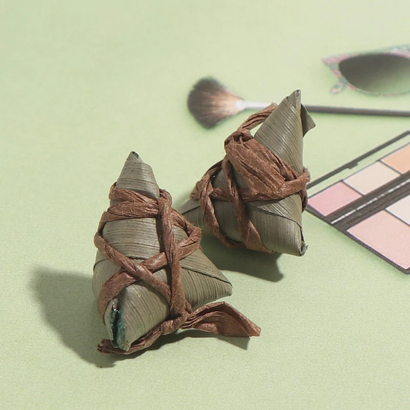 

2Pcs Simulation Rice-pudding Zongzi Model Food Miniature Figurine Pretend Play Kitchen Toys Doll House DIY Accessories Wholesale