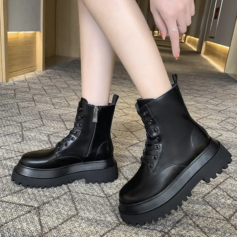 

Chunky Boots Motorcycle Boots for Women Autumn 2021 Fashion Round Toe Combat Doc Martin Boots Ladies Shoes