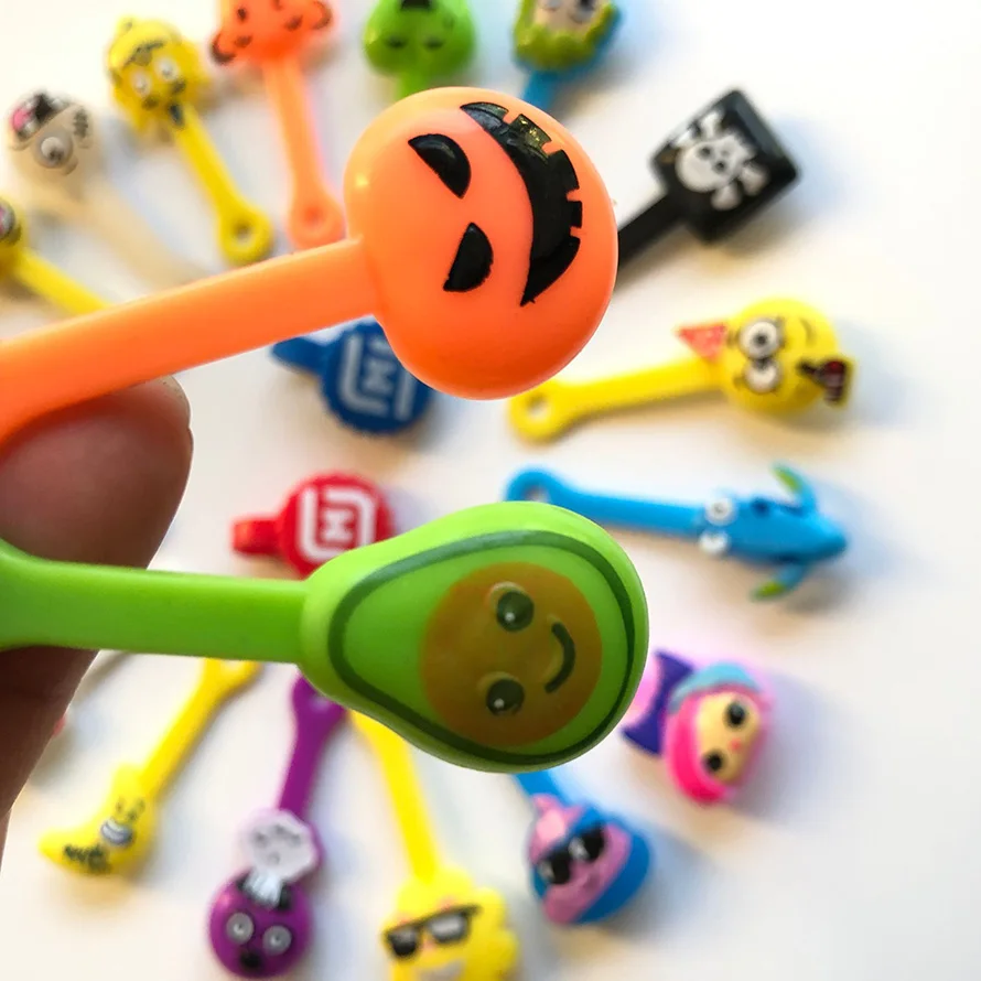 

Scrapers 2 Toys Action Magnet Whole Collection For Children Interesting DIY Toy Cable Storage Goods2021 Gift