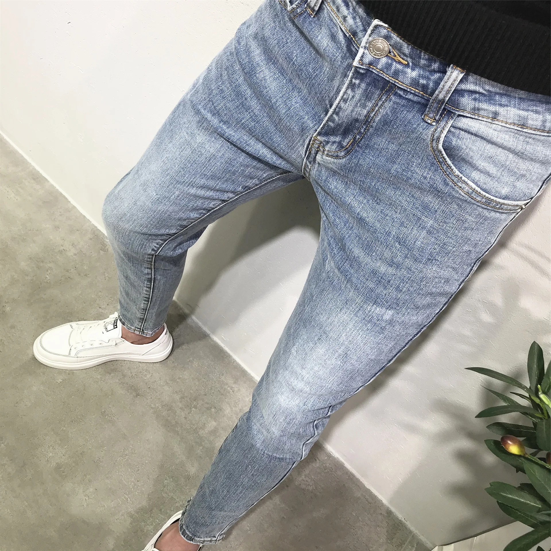 

Fashion 2021 fashion street Men's jeans Korean version of slim stretchy feet ninth pants youth all-match casual trousers