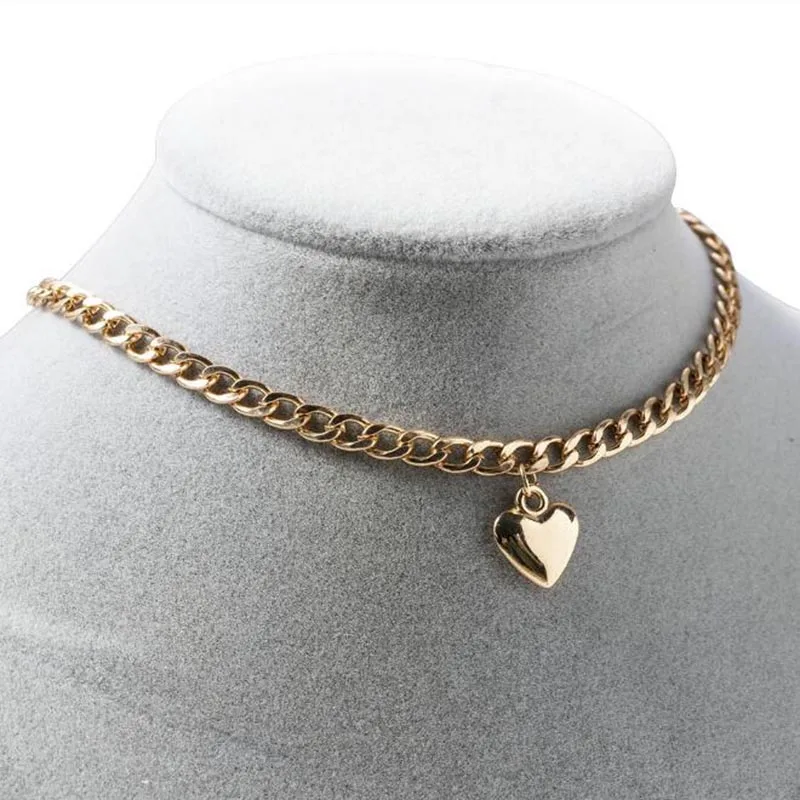 

Love Heart Bohemian Choker Necklace for Women Gold Silver Color Clavicle Chain Fashion Female Choker Jewelry Charm Necklace New