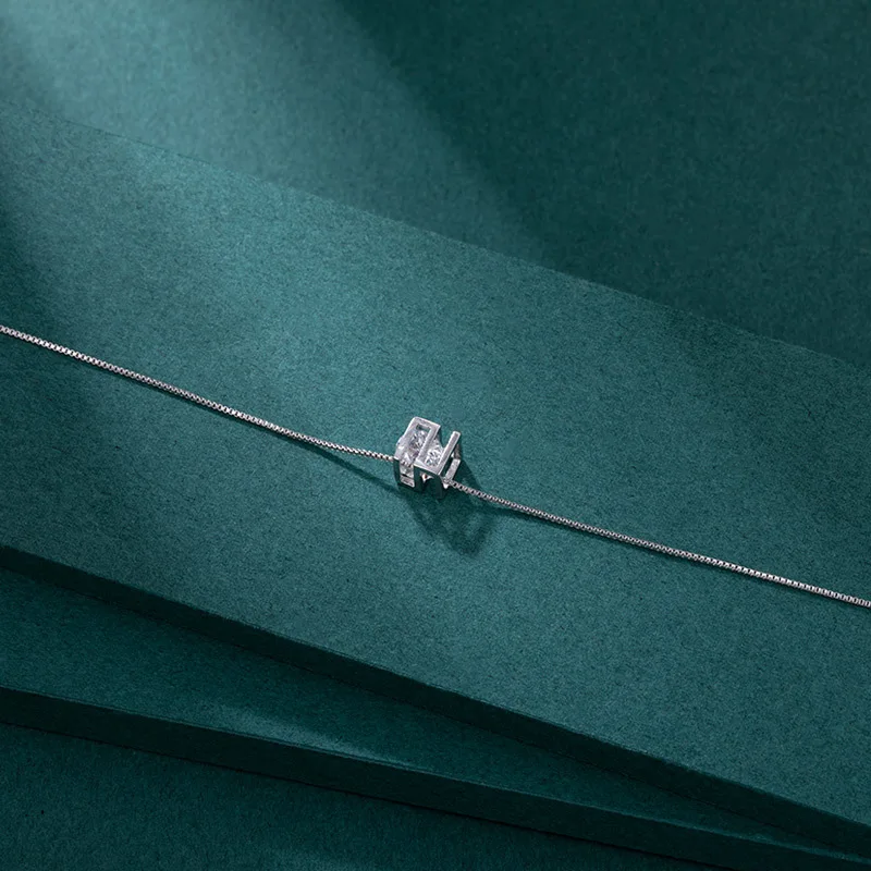 

White Gold Pendant Necklaces for Women Geometric Square Lover Chain Elegant Charm Wedding Fine Jewelry Gifts Necklaces Collares