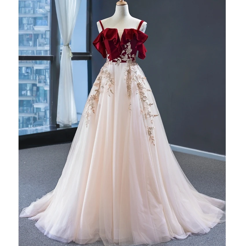 

Red Champagne Lace Wedding Dresses Spaghetti Vestidos De Novia Burgundy Velvet Appliques Bridal Gown 2021