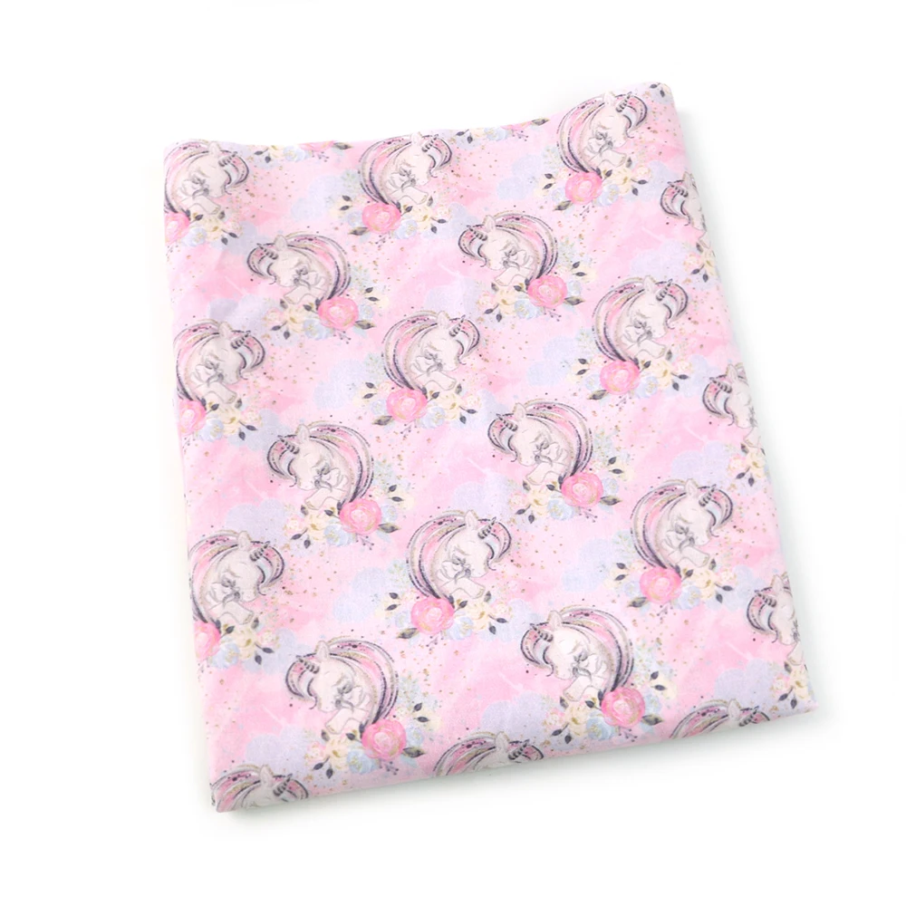 Саржевая ткань из полиэстера и хлопка Размер 20 х33 см с принтом единорога рая для