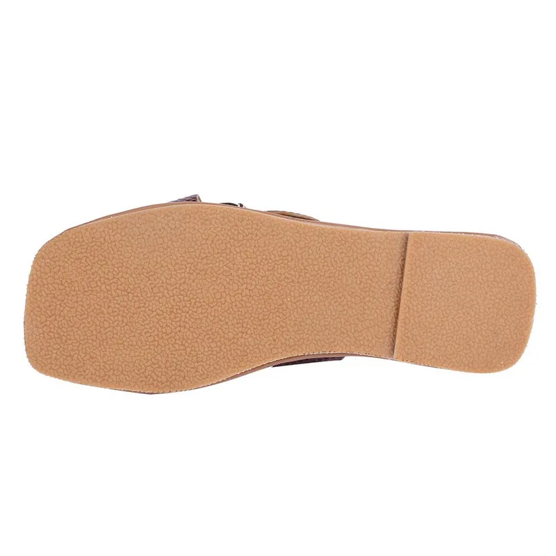 

2021 Metal Buckle Retro Slippers Women Sandals Summer Casual Clip Toe Flip Flops Women Platform Slipper Light Beach Shoes Girls